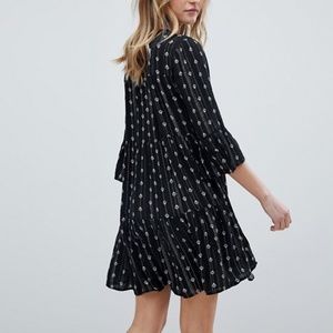 Flowy New Look Mini Dress